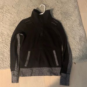 Black ivivva half zip